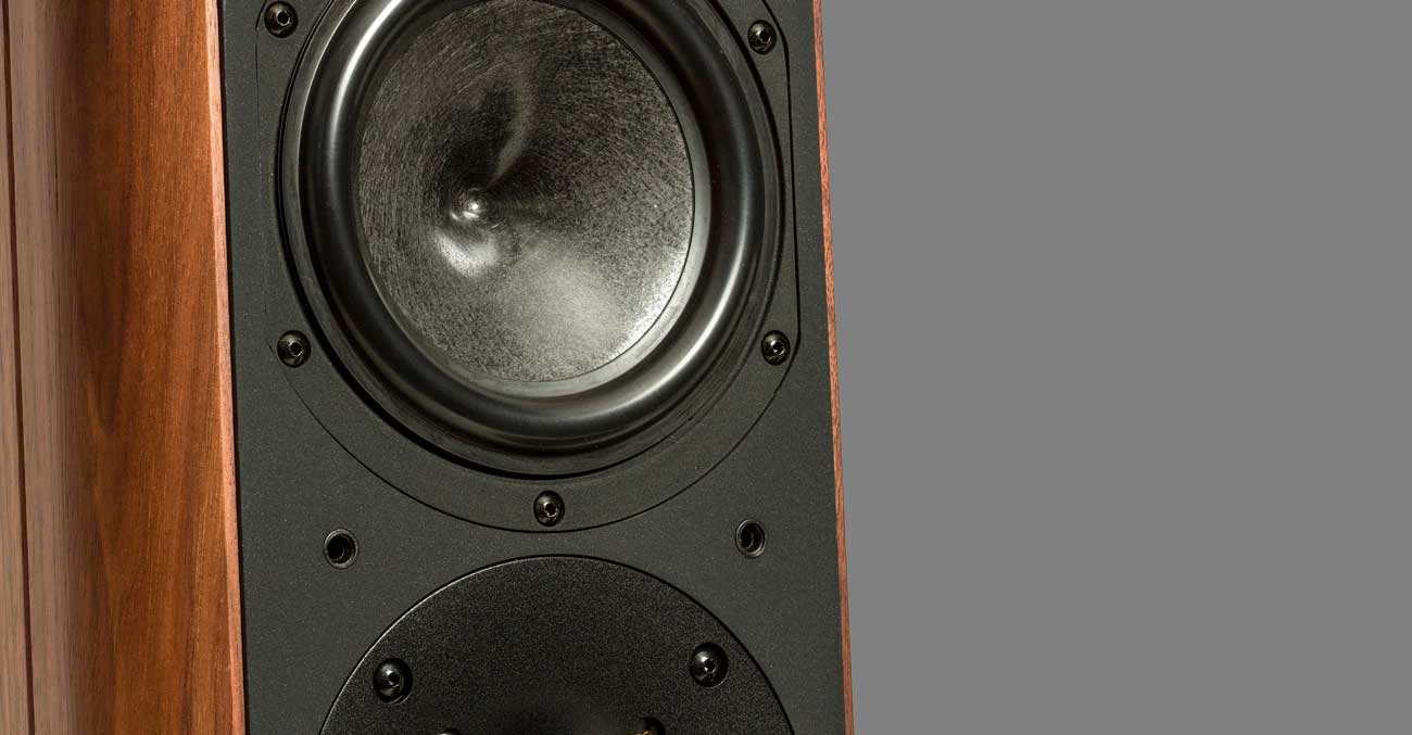 Chario Aviator Nobile Bookshelf Speaker